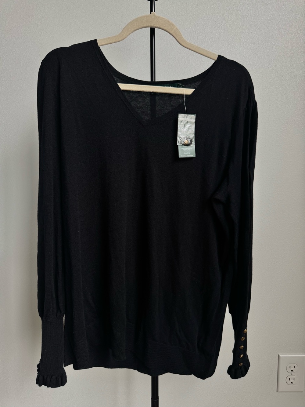 Lauren Ralph Lauren Black V-Neck Sweater NWT Gold Button Cuffs Plus Size 1X